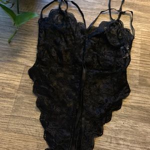 Sext lace bodysuite